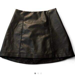 Abercrombie & Fitch Black Leather Mini Skirt XS